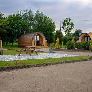 Willow Farm Glamping , Chester United Kingdom