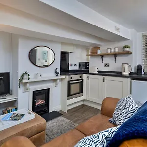 Finest Retreats - Duck Down , Whitby United Kingdom